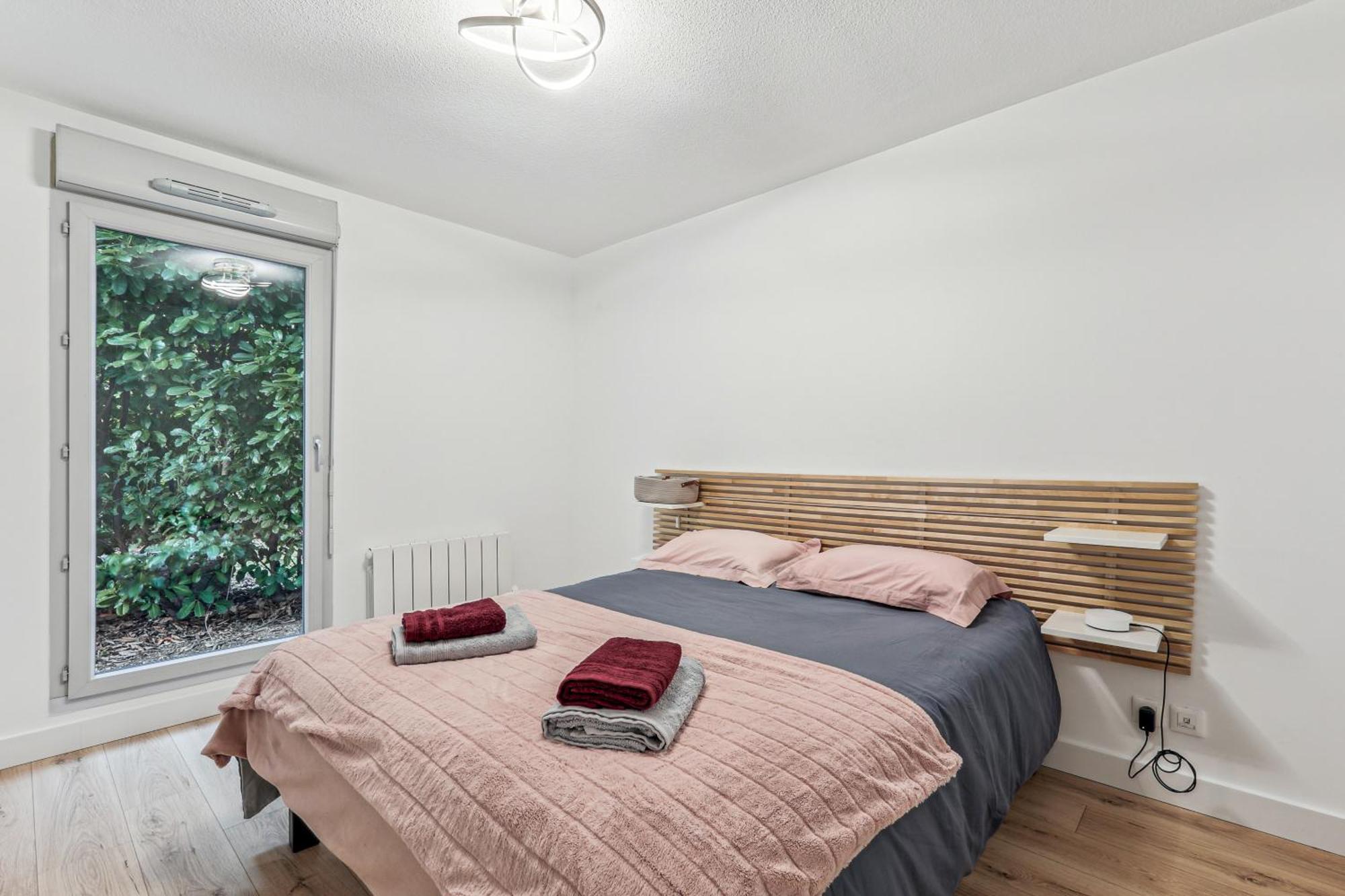 Comfort And Tranquility Near Lyon And Groupama Stadium, 4 Personnes Meyzieu Εξωτερικό φωτογραφία