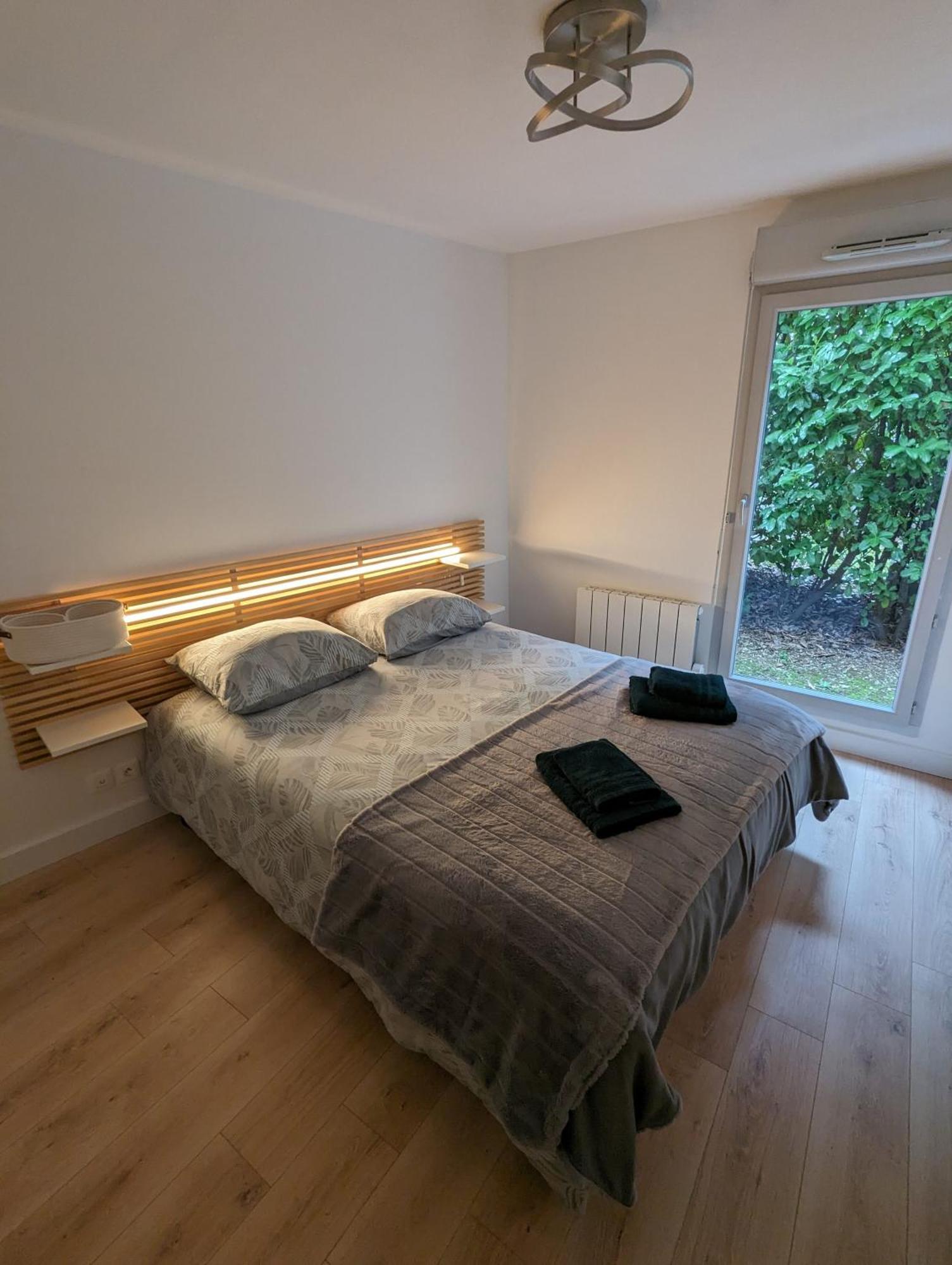 Comfort And Tranquility Near Lyon And Groupama Stadium, 4 Personnes Meyzieu Εξωτερικό φωτογραφία