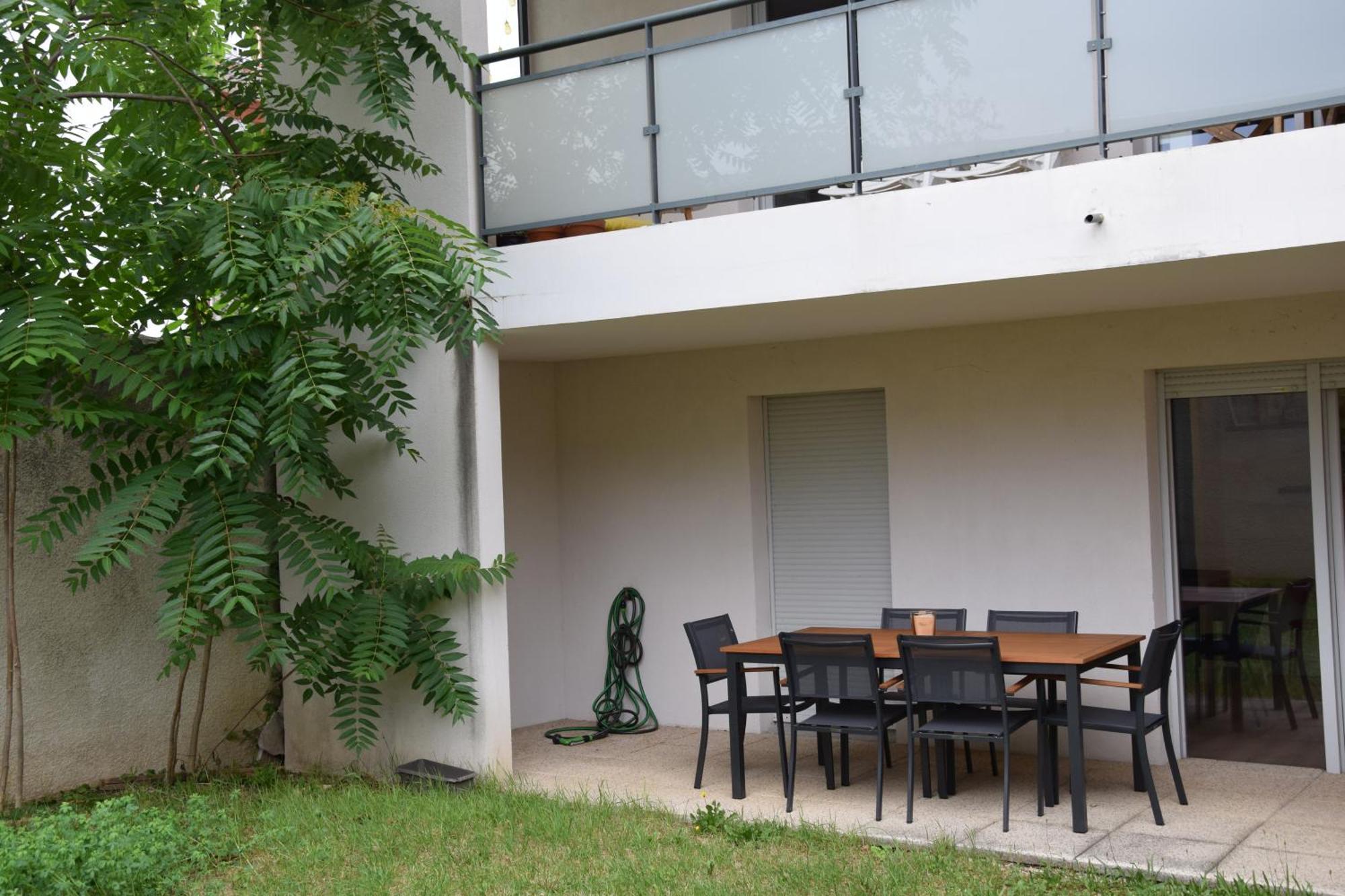 Comfort And Tranquility Near Lyon And Groupama Stadium, 4 Personnes Meyzieu Εξωτερικό φωτογραφία